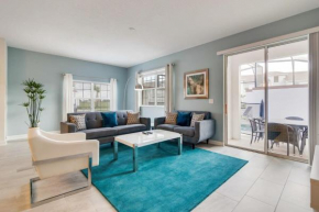 Beautiful 5 Bed Town Home with Splash Pool-1551SD